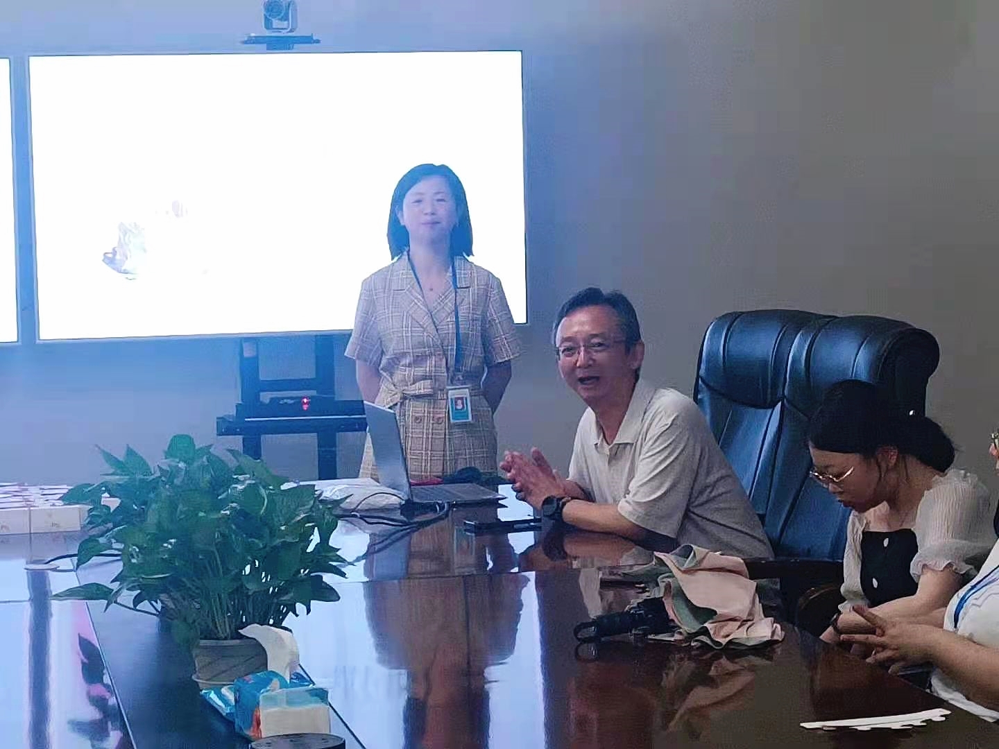 165338437.jpg 165338437.jpg